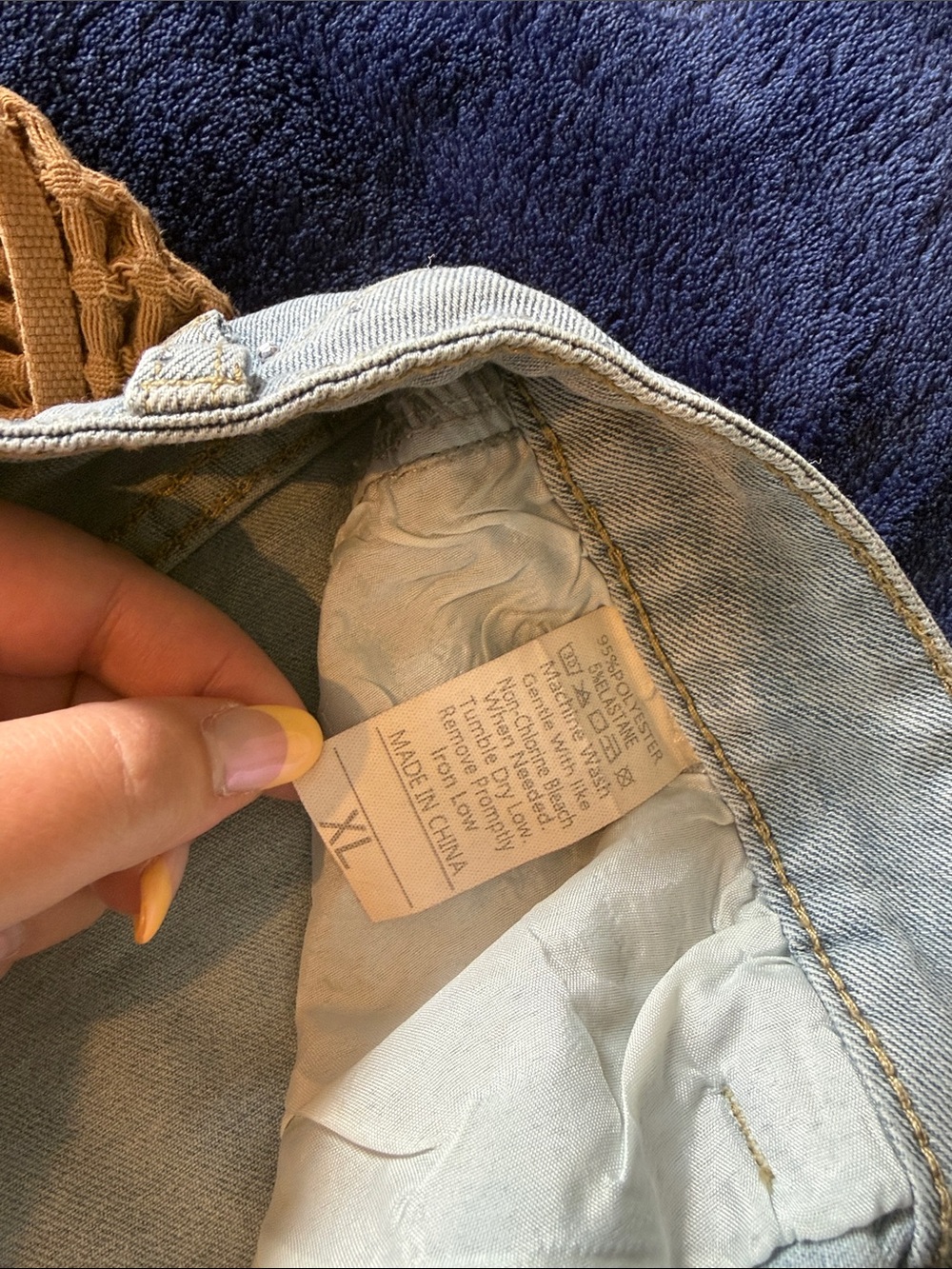 High Waisted Rhinestone Jeans - Picture 4 of 6